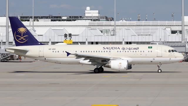 HZ-ASC:Airbus A320-200:Saudia